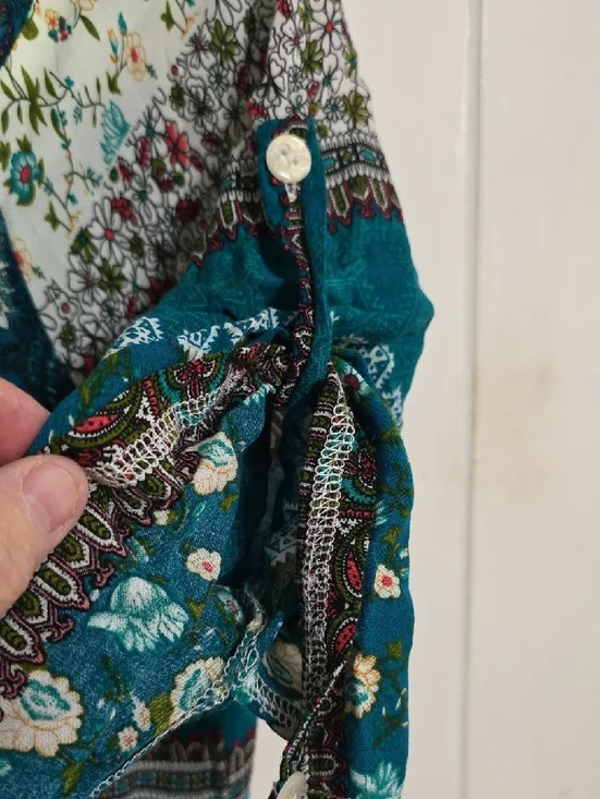 R. Vivimos Womens Dress Buttons Front Slit Teal Floral Tab Sleeves Sz M 8/10 EUC - Picture 8 of 13